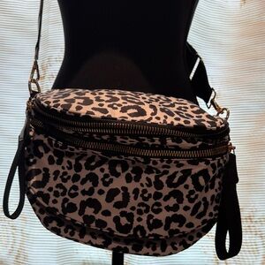 Emmafy side satchel bag leopard print
